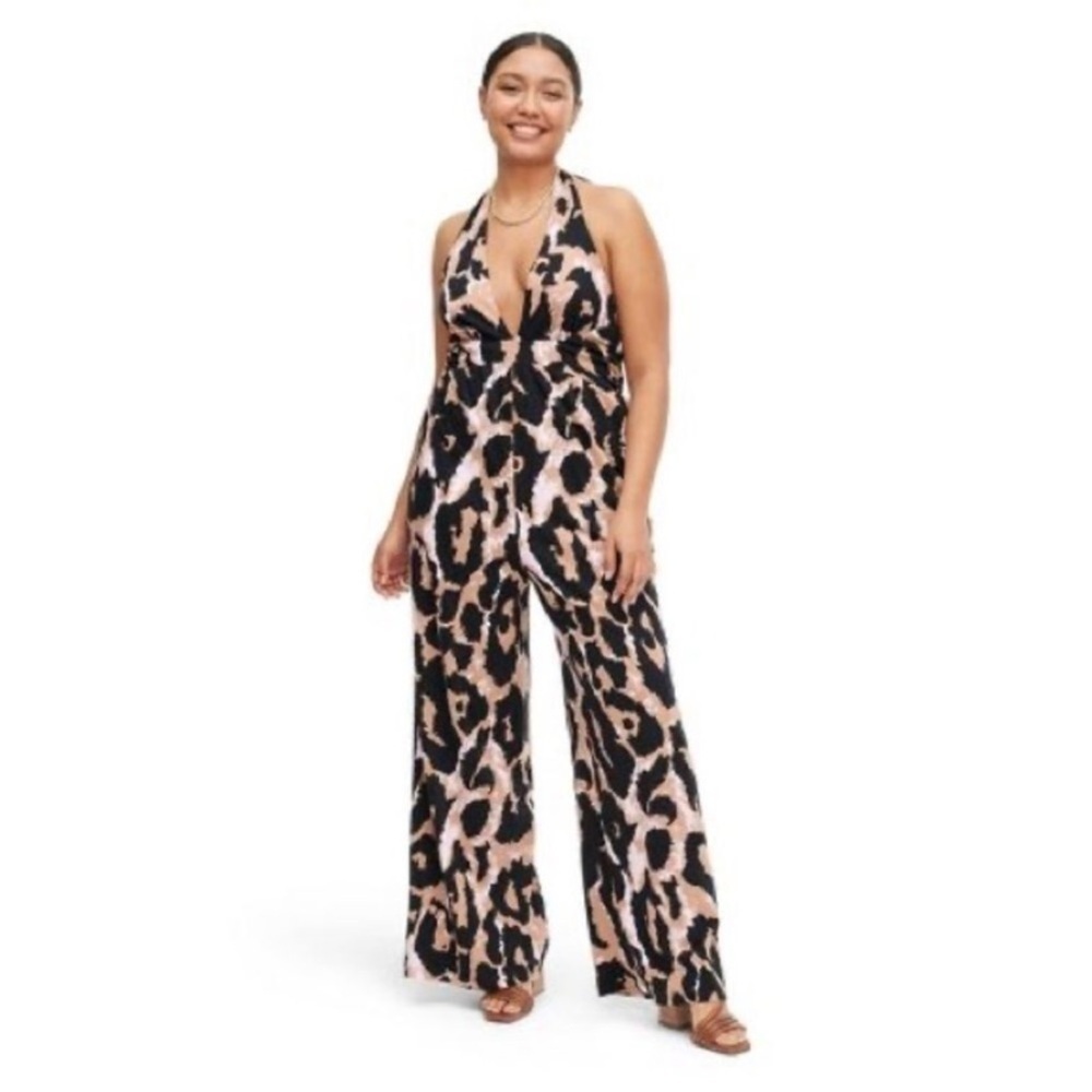 NWT Diane Von Furstenberg X Target Halter Neutral Leopard
Jumpsuit